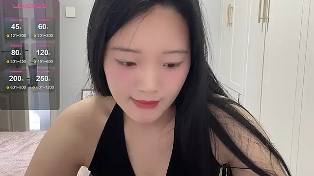 rose-u online show from 09/19/25, 02:02