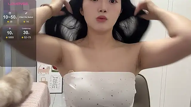 rose-u online show from 10/12/25, 02:10