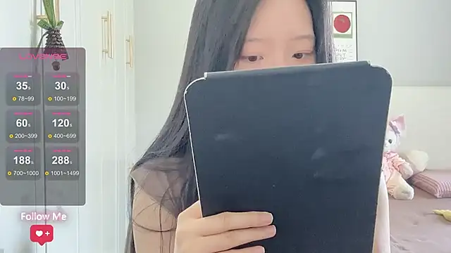 rose-u online show from 05/01/26, 01:32