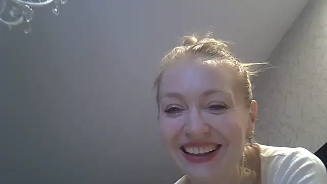 ZarinaSwift online show from 04/07/26, 10:59