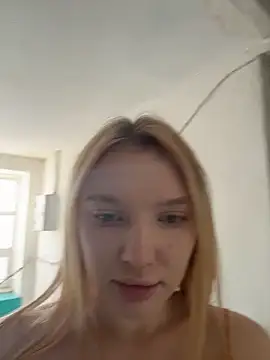 AmmyHot online show from 11/25/25, 04:56