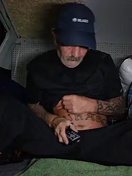 Hotbodyscottie online show from 03/25/26, 01:33