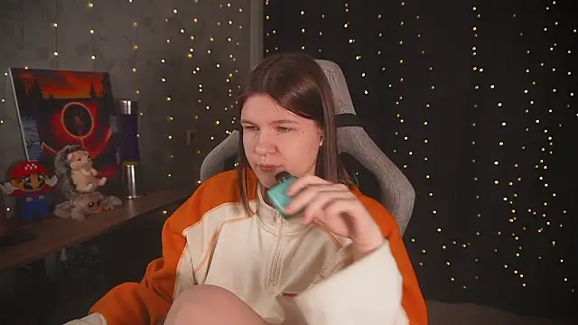 cuteamberlyyy online show from 03/17/26, 06:50