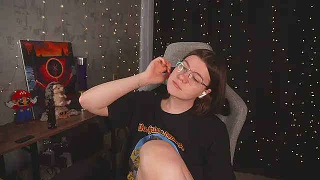 cuteamberlyyy online show from 04/07/26, 04:35