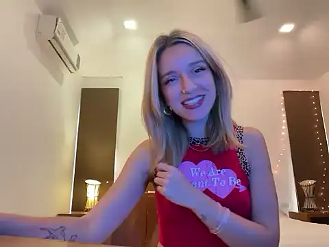 SirenaBelle online show from 09/12/25, 02:00