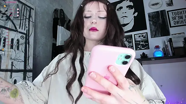 little grinch666 online show from 12/27/24, 11:21