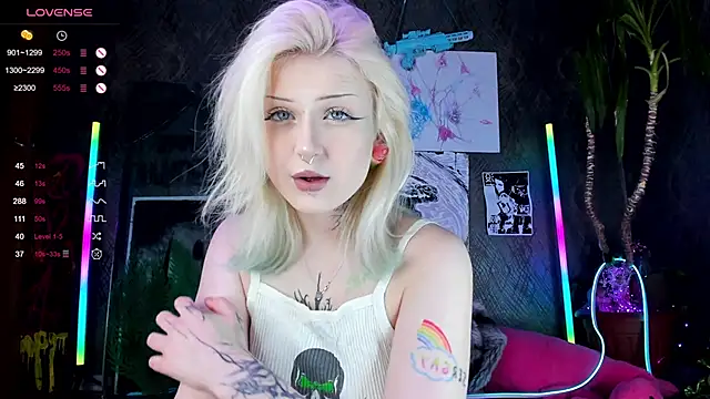 little grinch666 online show from 02/27/25, 08:09