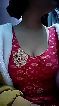 Snapshot of Kavita_ji chatting on 01/07/25, 03:57 Kavita ji online show from 01/07/25, 03:57
