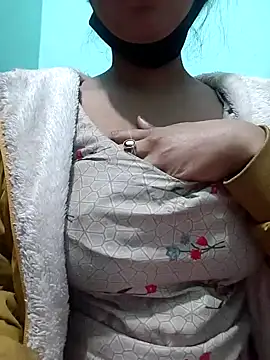 Snapshot of Kavita_ji chatting on 01/13/25, 04:07 Kavita ji online show from 01/13/25, 04:07