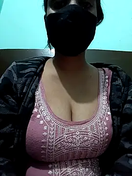 Snapshot of Kavita_ji chatting on 01/24/25, 04:16 Kavita ji online show from 01/24/25, 04:16