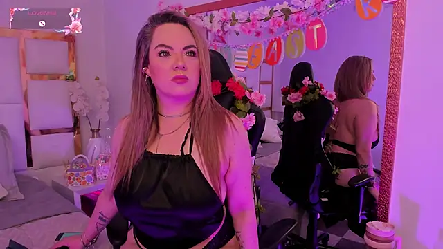 AvaMiia online show from 04/02/26, 11:41