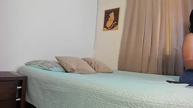 pamela-wells online show from 09/09/25, 04:28