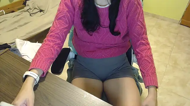 Snapshot of samantha_s69 chatting on 07/31/26, 11:31 samantha s69 online show from 07/31/26, 11:31