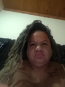 Carlabrasileira online show from 09/25/25, 07:45