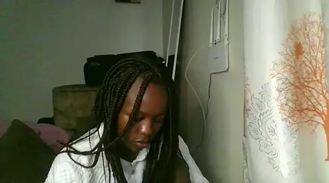 Sonnia  online show from 12/08/24, 03:32