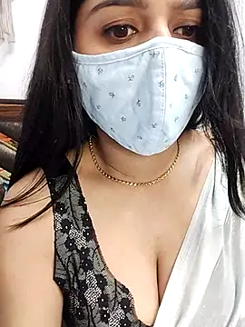 Gloie4u online show from 03/01/25, 12:45