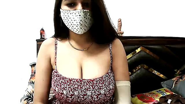 Gloie4u online show from 02/19/26, 10:44