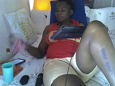 Sweetreena online show from 04/18/26, 03:54