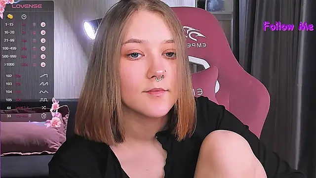 Snapshot of bunny_bubble chatting on 12/06/24, 12:45 bunny bubble online show from 12/06/24, 12:45