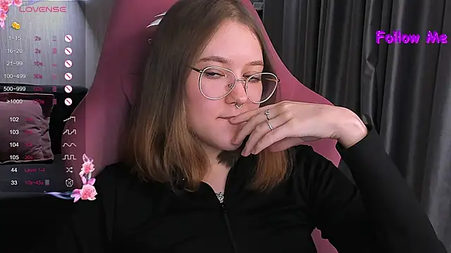 Snapshot of bunny_bubble chatting on 03/03/25, 12:26 bunny bubble online show from 03/03/25, 12:26