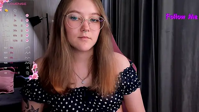 Snapshot of bunny_bubble chatting on 10/05/25, 10:29 bunny bubble online show from 10/05/25, 10:29