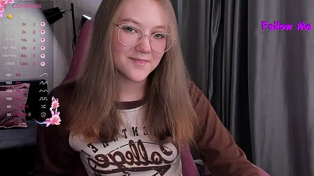 Snapshot of bunny_bubble chatting on 10/07/25, 11:02 bunny bubble online show from 10/07/25, 11:02