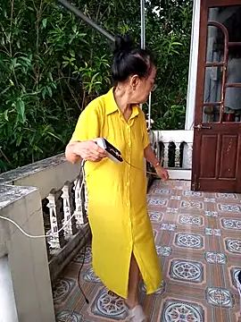 Hotestlove online show from 10/01/25, 10:49