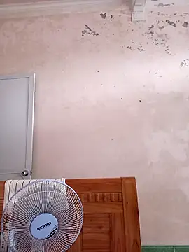 Hotestlove online show from 10/21/25, 07:53