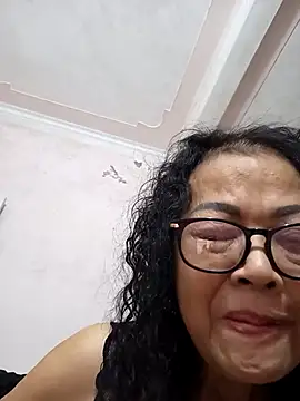 Hotestlove online show from 10/31/25, 01:56