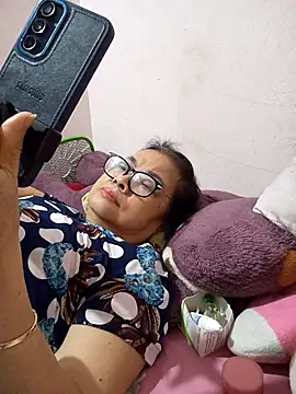 Hotestlove online show from 03/28/26, 09:58