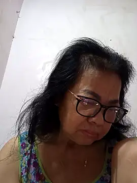 Hotestlove online show from 04/15/26, 10:32