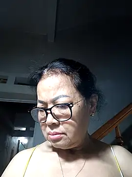 Hotestlove online show from 04/21/26, 02:26