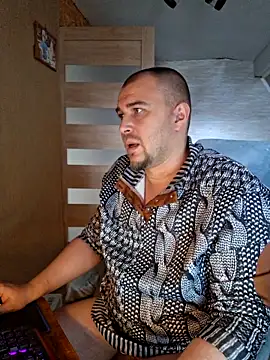 Foxyshaved online show from 04/18/26, 07:56