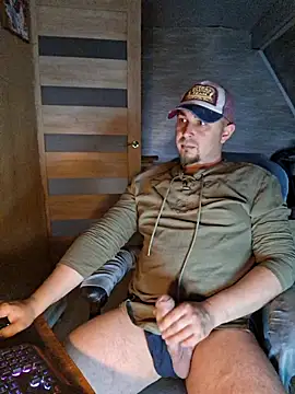 Foxyshaved online show from 05/14/26, 04:19