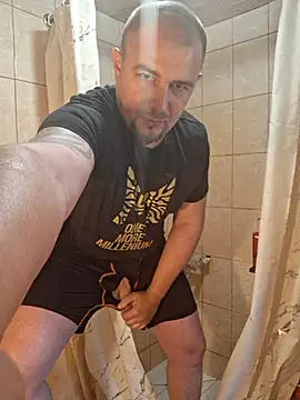 Foxyshaved online show from 05/27/26, 05:15
