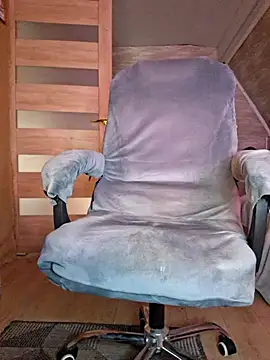 Foxyshaved online show from 05/28/26, 06:00