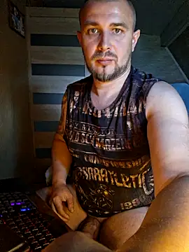 Snapshot of Foxyshaved chatting on 06/28/26, 07:36 Foxyshaved online show from 06/28/26, 07:36