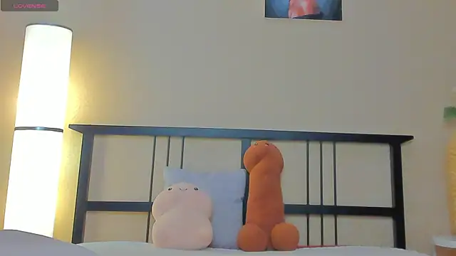 Snapshot of yourastral chatting on 03/07/25, 03:19 yourastral online show from 03/07/25, 03:19