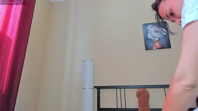 Snapshot of yourastral chatting on 03/16/25, 06:53 yourastral online show from 03/16/25, 06:53