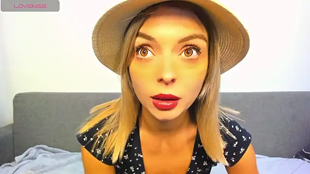  ellen meow  online show from 10/20/25, 10:10