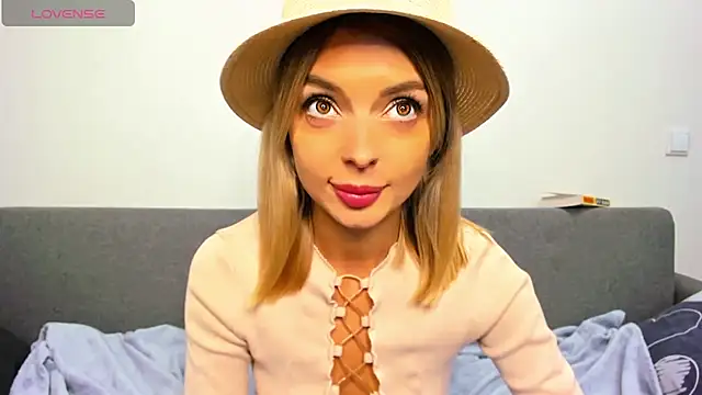  ellen meow  online show from 10/27/25, 09:08