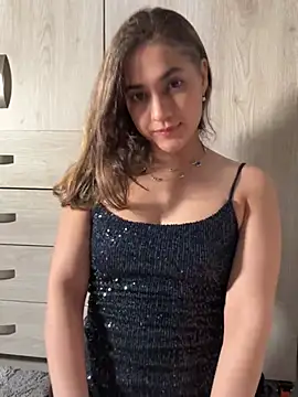 Snapshot of CuteeRose chatting on 01/09/26, 08:32 CuteeRose online show from 01/09/26, 08:32