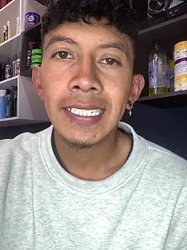 Snapshot of Chocolatito26 chatting on 01/23/25, 10:01 Chocolatito26 online show from 01/23/25, 10:01