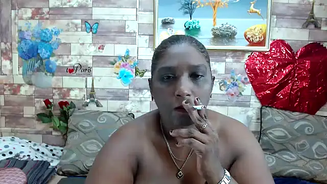 Snapshot of Indian_tracy chatting on 03/10/25, 07:53 Indian tracy online show from 03/10/25, 07:53