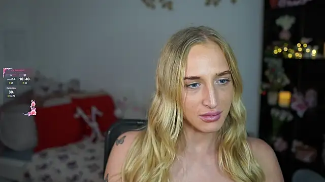 Nicolette  Shea  online show from 12/23/24, 04:28