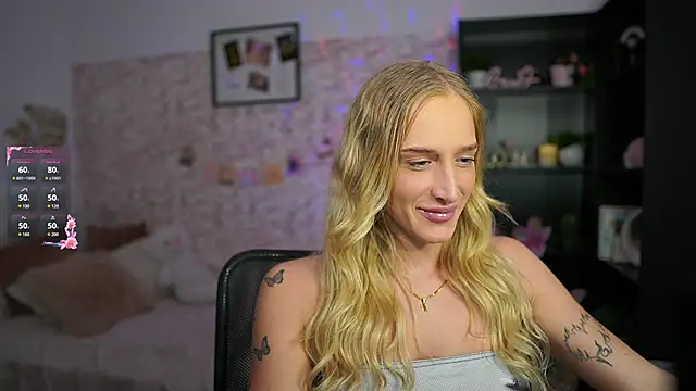 Nicolette  Shea  online show from 02/21/25, 02:06