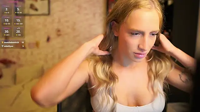 Nicolette  Shea  online show from 01/06/26, 07:56