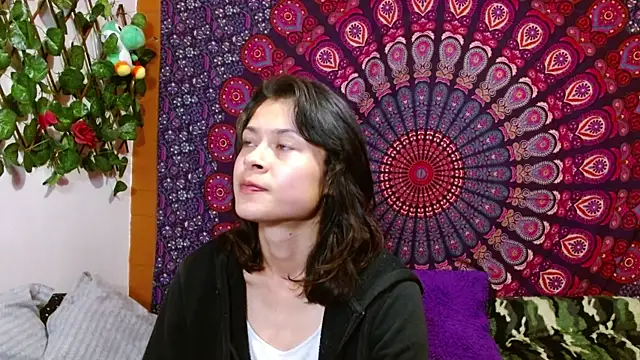 Snapshot of AbbySccott chatting on 01/21/25, 01:18 AbbySccott online show from 01/21/25, 01:18