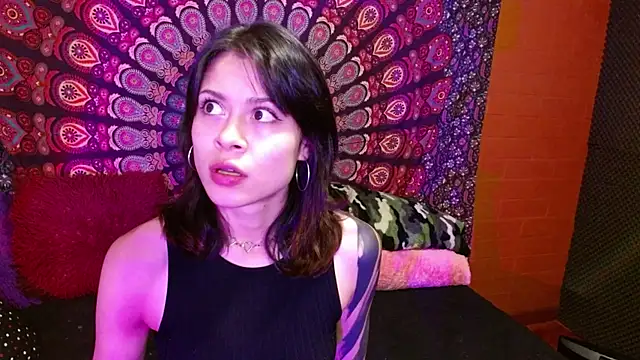 Snapshot of AbbySccott chatting on 02/14/25, 12:51 AbbySccott online show from 02/14/25, 12:51