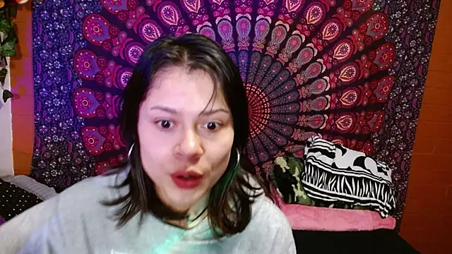 Snapshot of AbbySccott chatting on 02/19/25, 12:03 AbbySccott online show from 02/19/25, 12:03